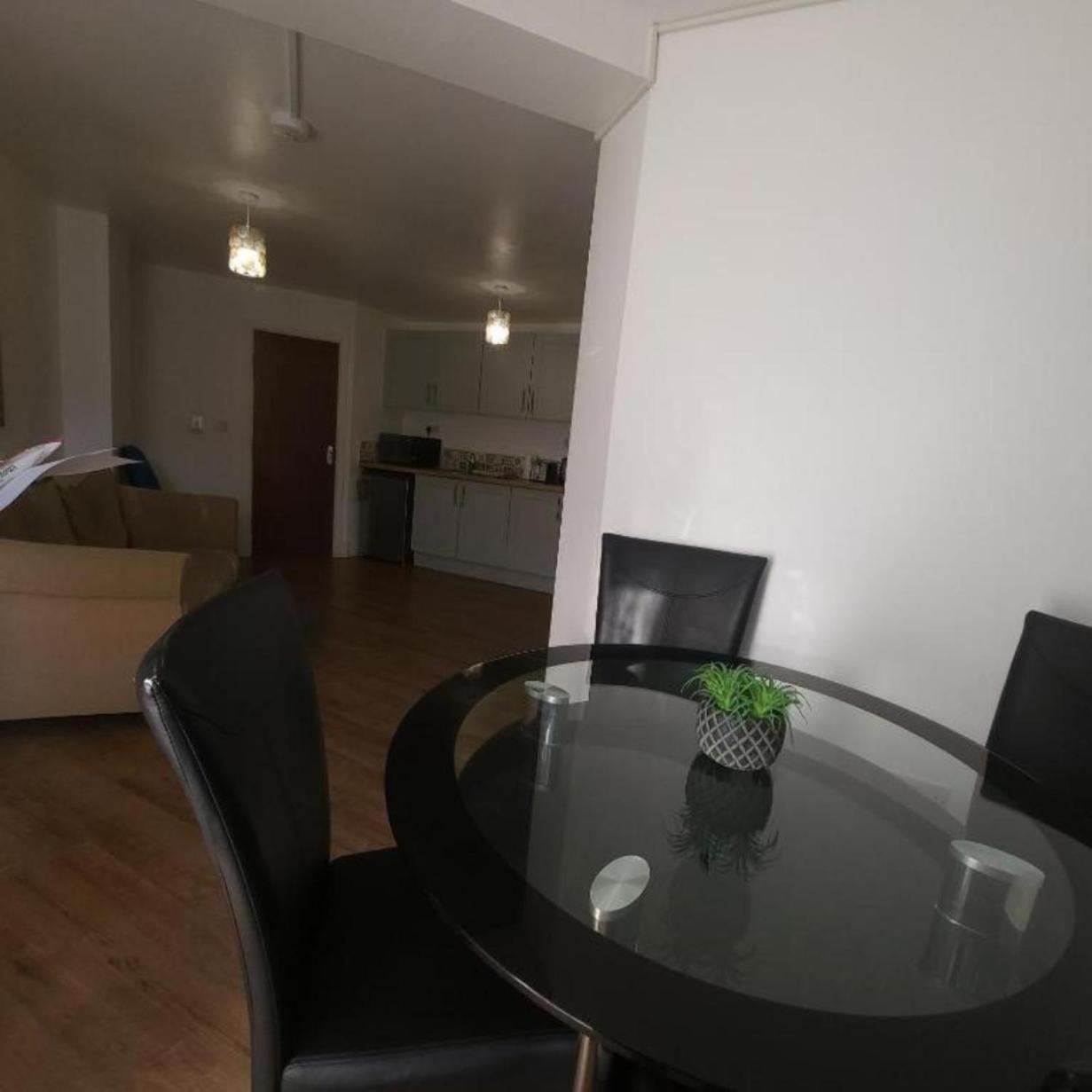 Central Suite, 3 Single Beds Bristol Kültér fotó